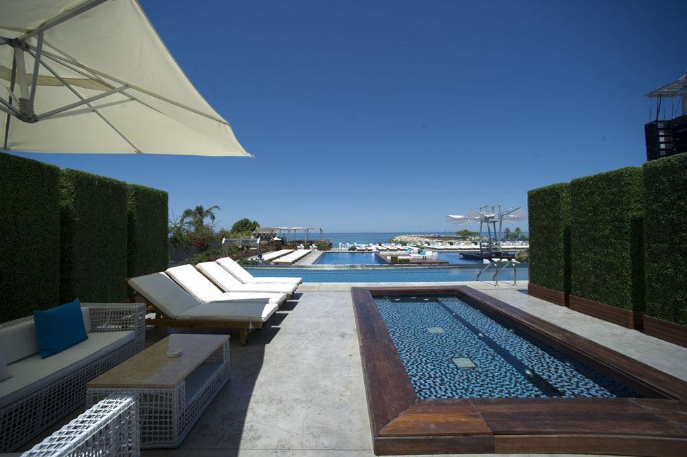 Veer Luxury Boutique Hotel & Beach Club Jounieh Dış mekan fotoğraf